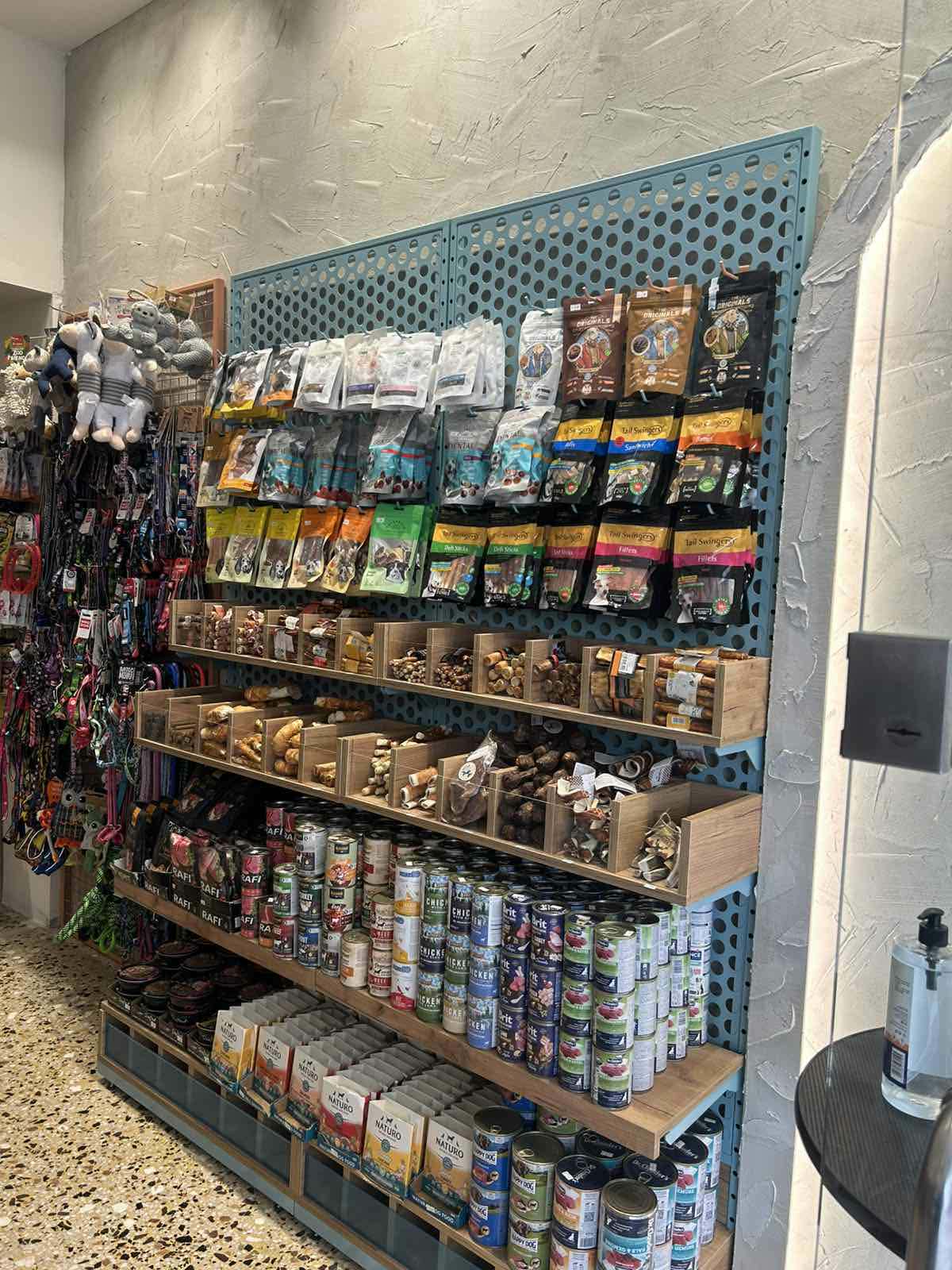 Επίπλωση για Λιχουδιές Pet Shop